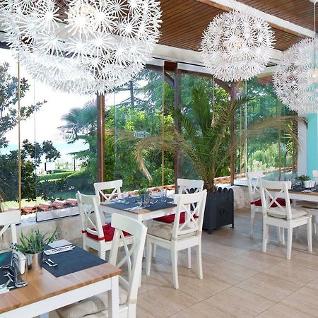 Andalucia Beach Hotel Elenite Extérieur photo