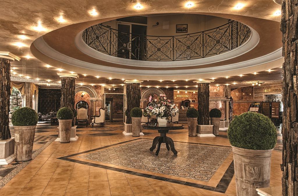 Andalucia Beach Hotel Elenite Extérieur photo