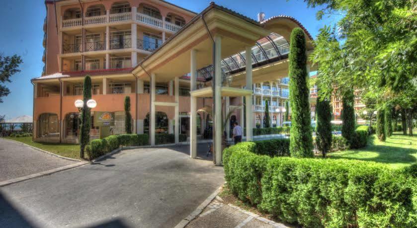 Andalucia Beach Hotel Elenite Extérieur photo