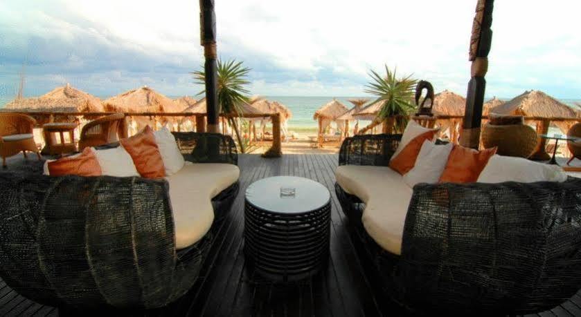 Andalucia Beach Hotel Elenite Extérieur photo